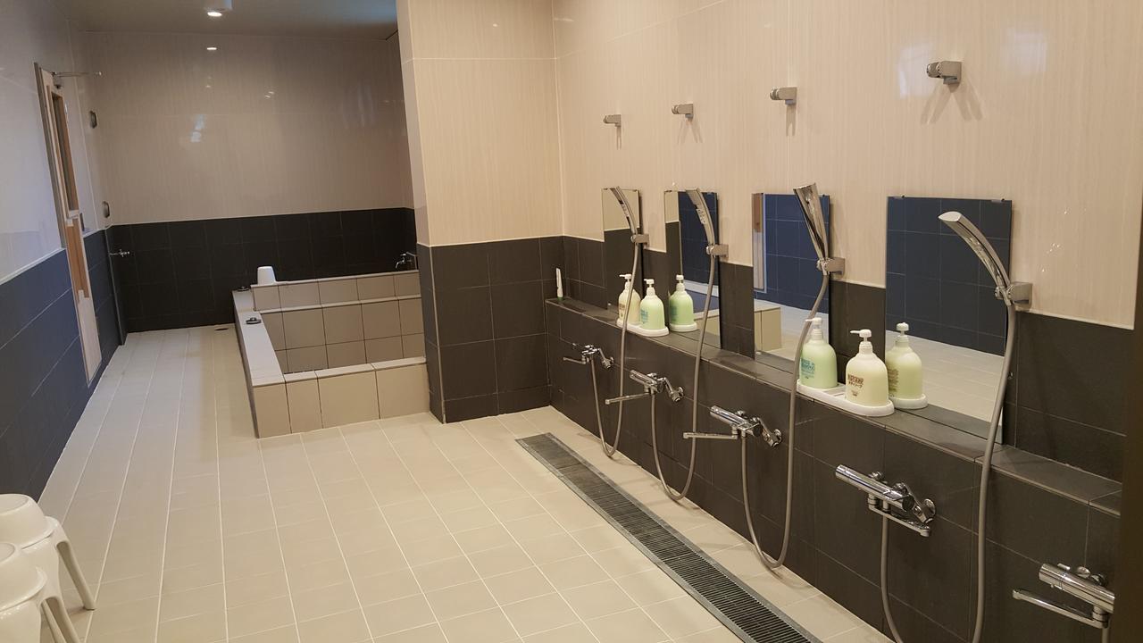 Hotel Grand Iwanai Екстериор снимка